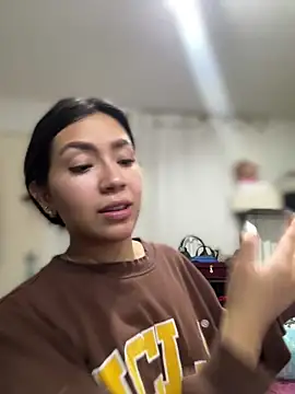 Mila_Morgan: απευθείας συνομιλία ΧΧΧ