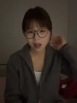 Nana-3 라이브 XXX 채팅