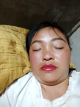 Minkine022 在線直播表演