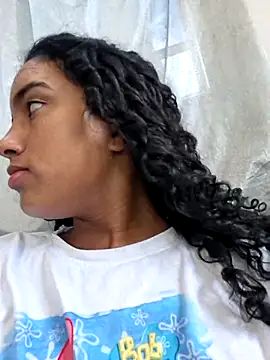 Chat +18 de Cataleya_ja ao vivo