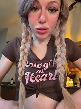 propertyofdaddy Adlı Modelin Web Kamerası Şovu