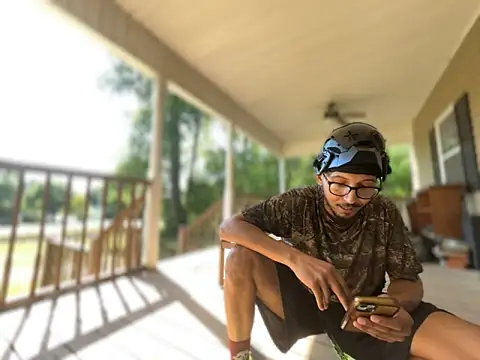 Chatroom XXX en direct de ThrowedWorldWide