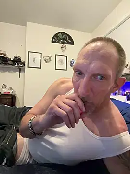 bilateralBKamputeen Webbikameraesitys