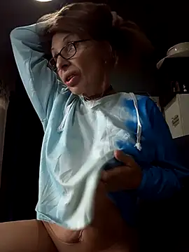 FrozenWaffleのライブXXXチャット