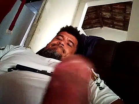 tarra122 – Naživo XXX chat