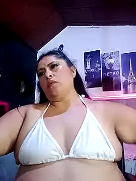 Chatroom XXX en direct de Keyla01_