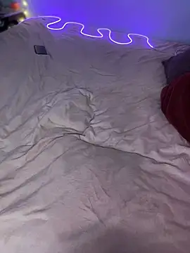 Mizztikaa élő XXX-chatje