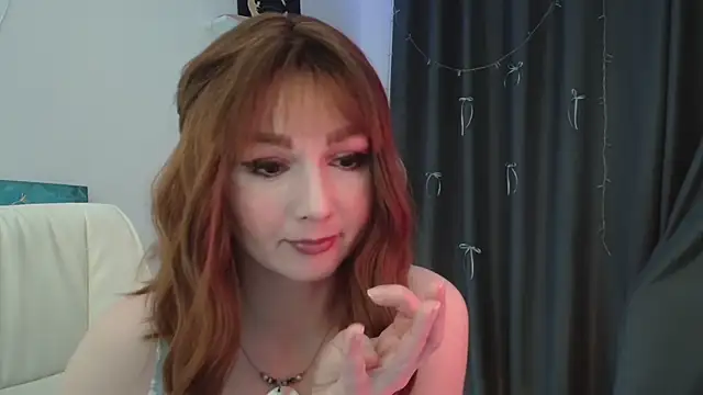 DarkPerlita's Live XXX Chat