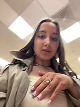 ICrazyOneIRL Webcam Show