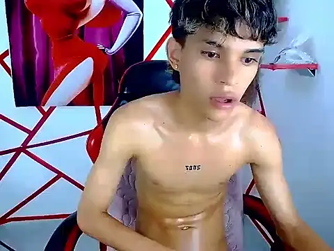 chris_evans77 – webcam-show