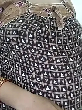 Sembang XXX Secara Langsung Sexynageena