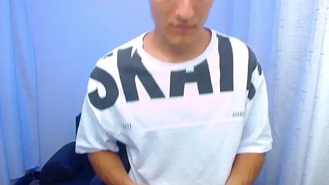 Chat +18 de Matiius18 ao vivo