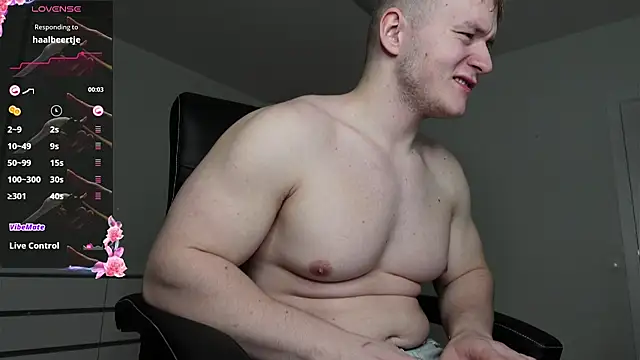 Richard_Dullas Webcam Show