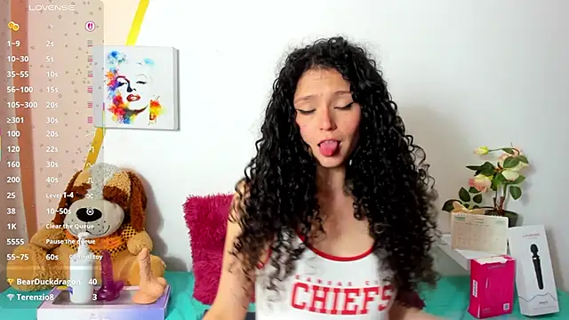 MapeDiamond élő XXX-chatje