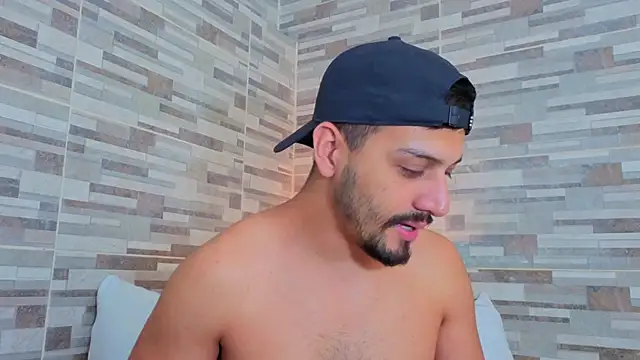 Chat +18 de joelcallvil1 ao vivo