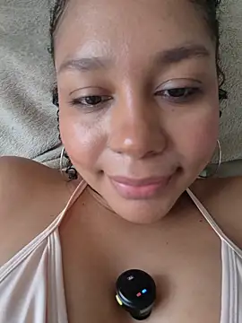 Chat +18 de Electric_bae ao vivo