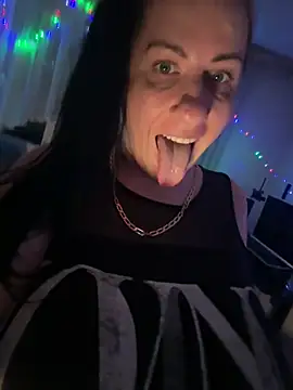 Evelinia 라이브 XXX 채팅