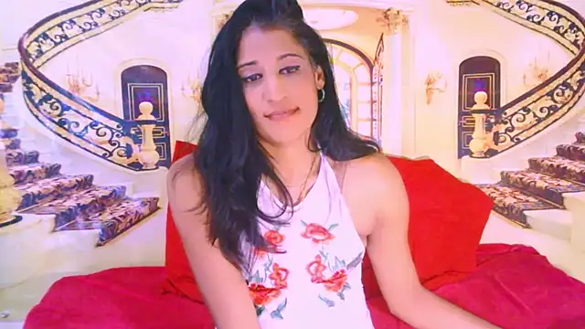 IndianSexcSmyle Live XXX Chat