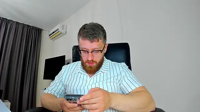 Webkamerová show Findom_guy
