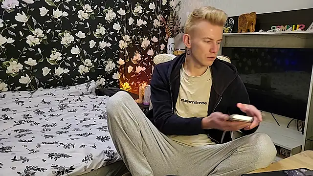 Vuitton – Naživo XXX chat