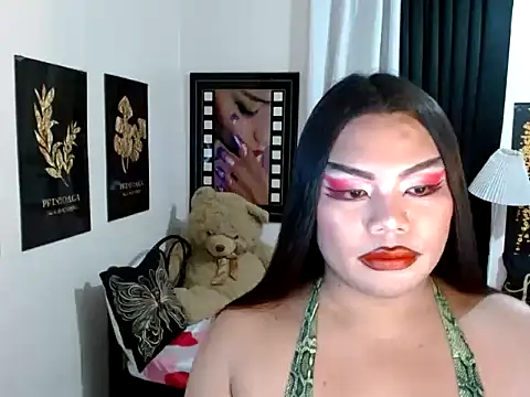 TSbrianaHugeCock Webcamshow