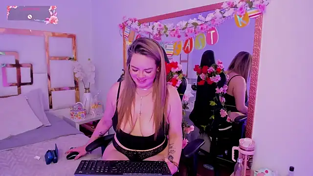 AvaMiia Live XXX-chat