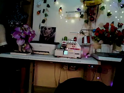 Anaconda2350 Live XXX-Chat