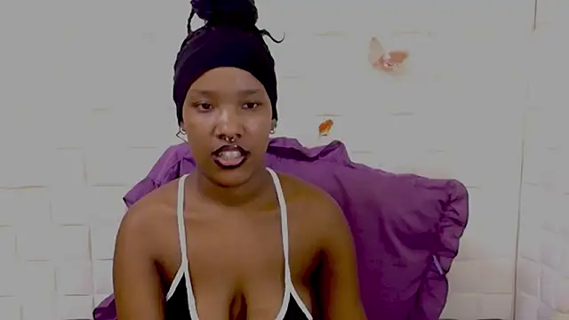 EroticSexyPrada Live XXX-Chat