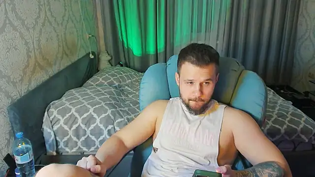 Vladik_b Webcam-Show