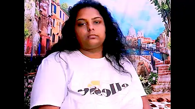 Indianfairy99 Adlı Modelin Canlı XXX Sohbeti