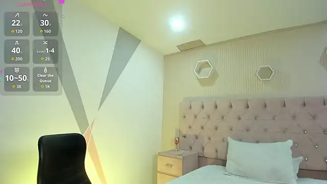 nahomyrusell's Webcam Show