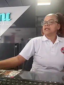 Chat XXX en directo de BayleyBanks