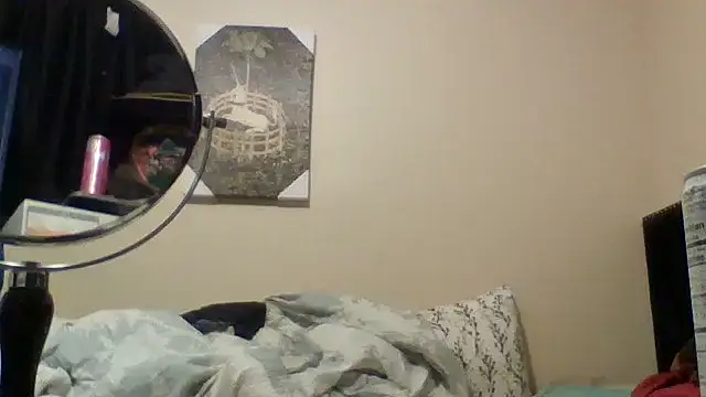 hailzeffn: онлайн-секс-чат