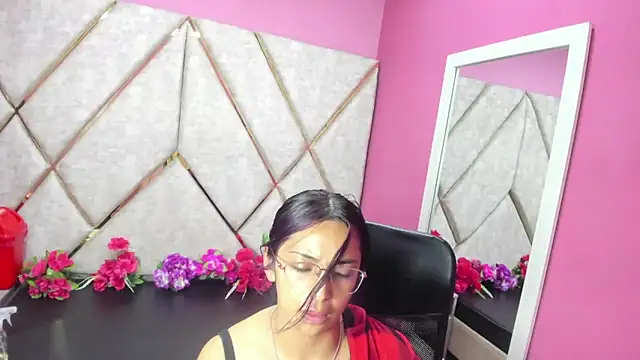 Prety_Nany 现场XXX聊天