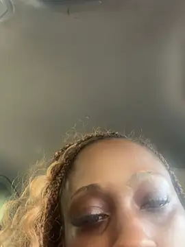 MadameMuse's Webcam Show