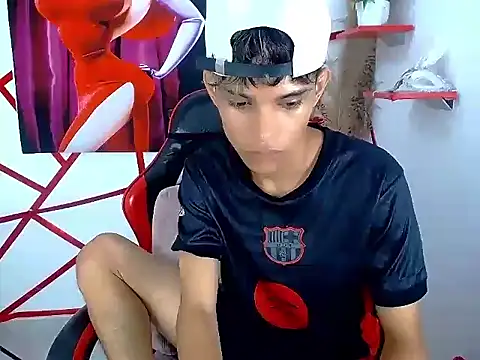 chris_evans77: онлайн-секс-чат