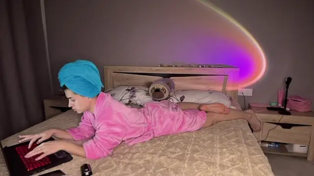 XXX chat uživo modela Deep_Eye