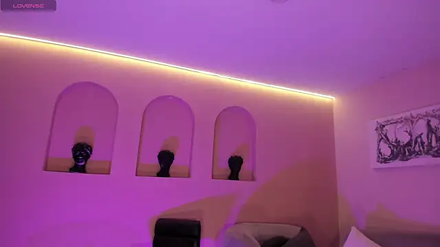 MilaLawrence élő XXX-chatje