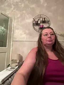 BuxomKitty_BBW's Live XXX Chat