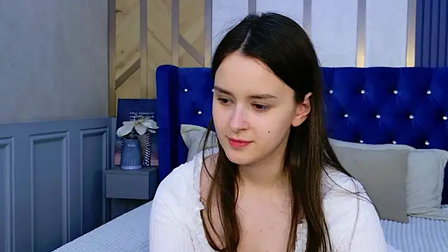 EvaSwen Live XXX-chat