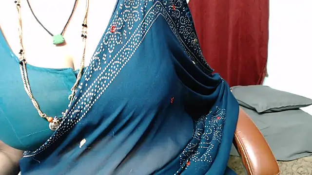 دردشة sunitha-3 الجنسية المباشرة