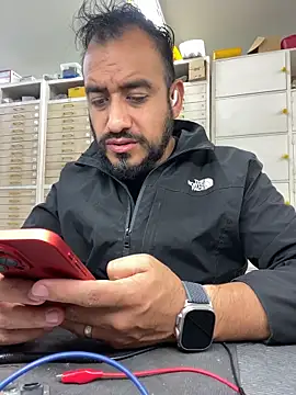 leonardohot1987's Live XXX Chat