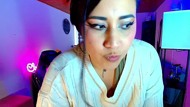 دردشة cherryy_bombshelll الجنسية المباشرة