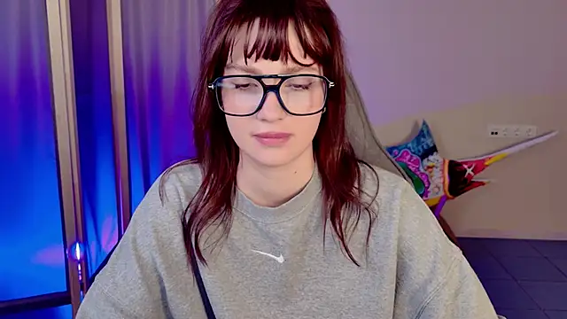 Chat XXX en directo de KiraVair