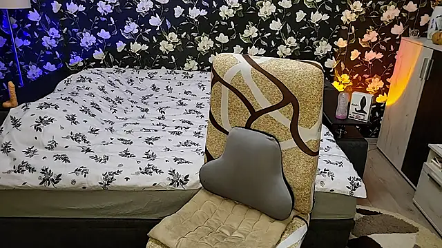 Онлайн чат XXX Vuitton