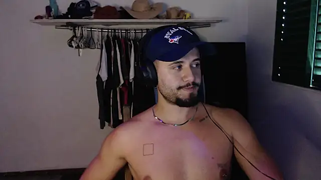 Chat +18 de guzzfit ao vivo