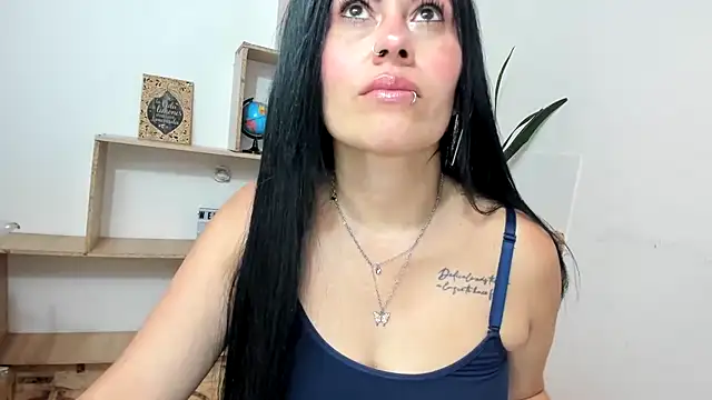 Tania_mature Chat XXX in diretta