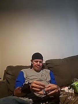 yourMasterisBored 在線直播表演