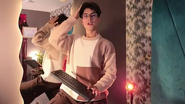 Aaron_Eze 라이브 XXX 채팅