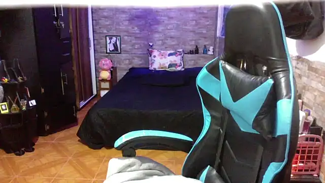 แชท XXX สดของ AngelaQueen_